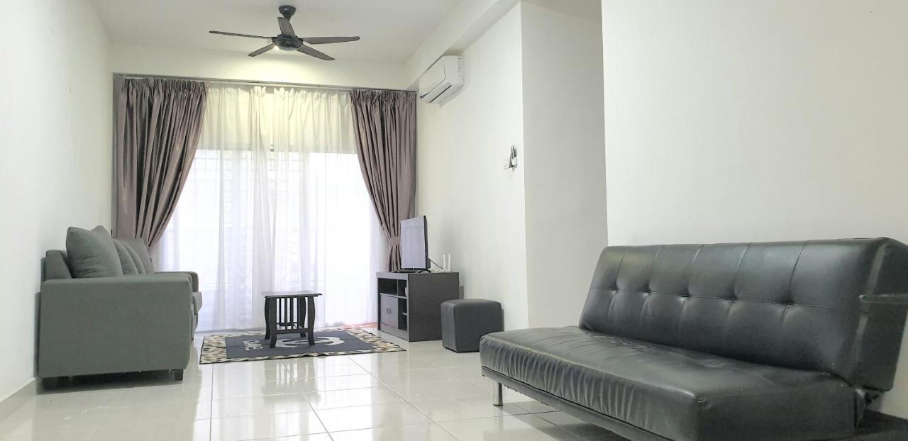 Bsp21 Family Homestay Jenjarum Экстерьер фото